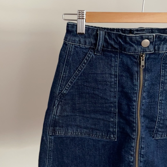 Madewell Denim High Waisted Front Zip Skirt - Picture 3 of 5